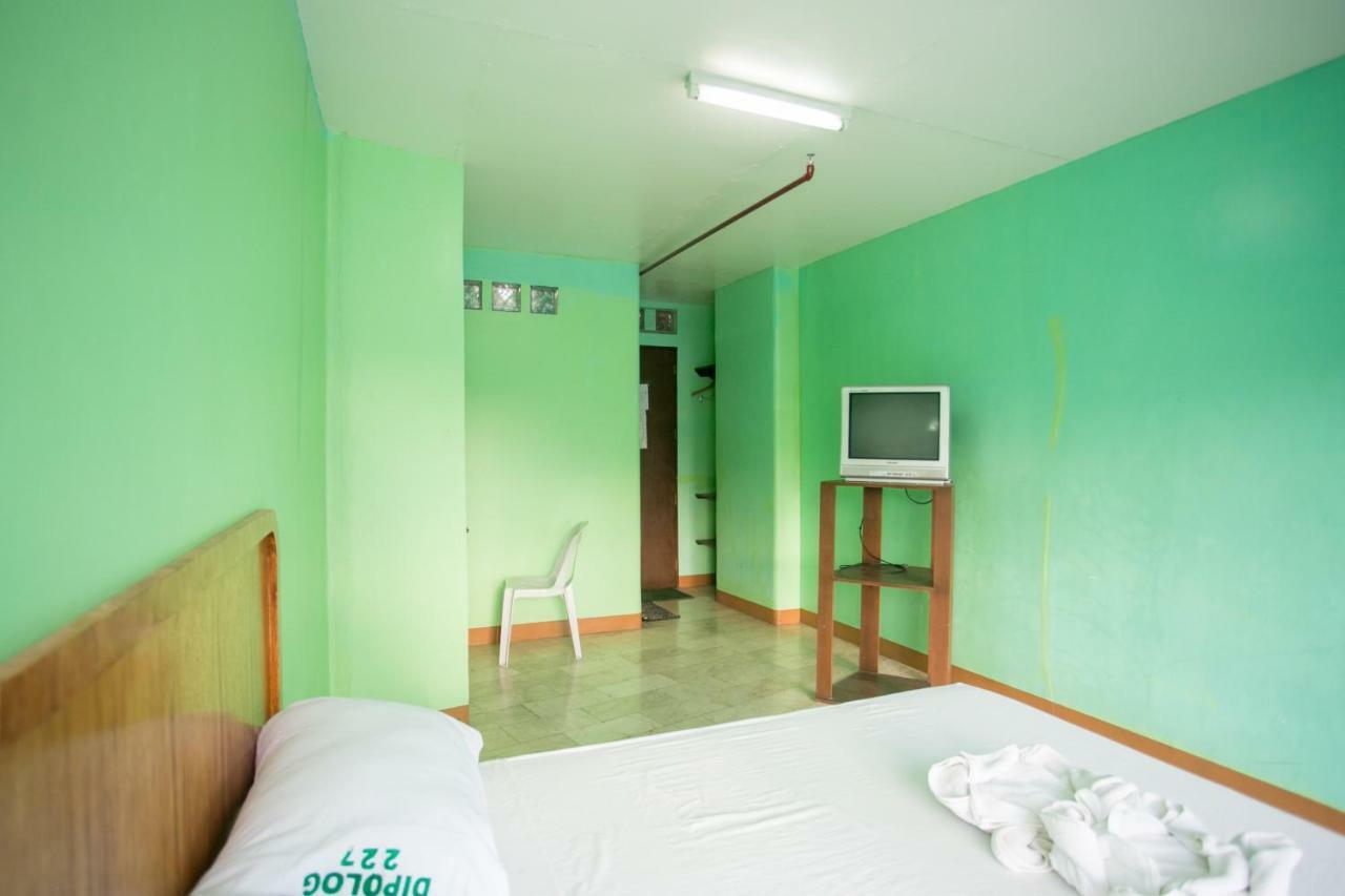 Gv Hotel - Dipolog Oda fotoğraf